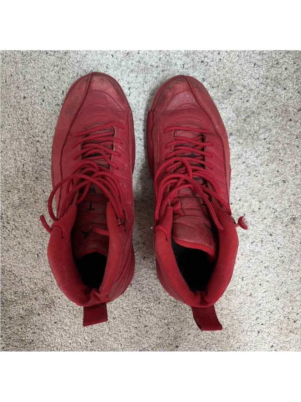 Air jordan 12 shoes  Men's size 11.